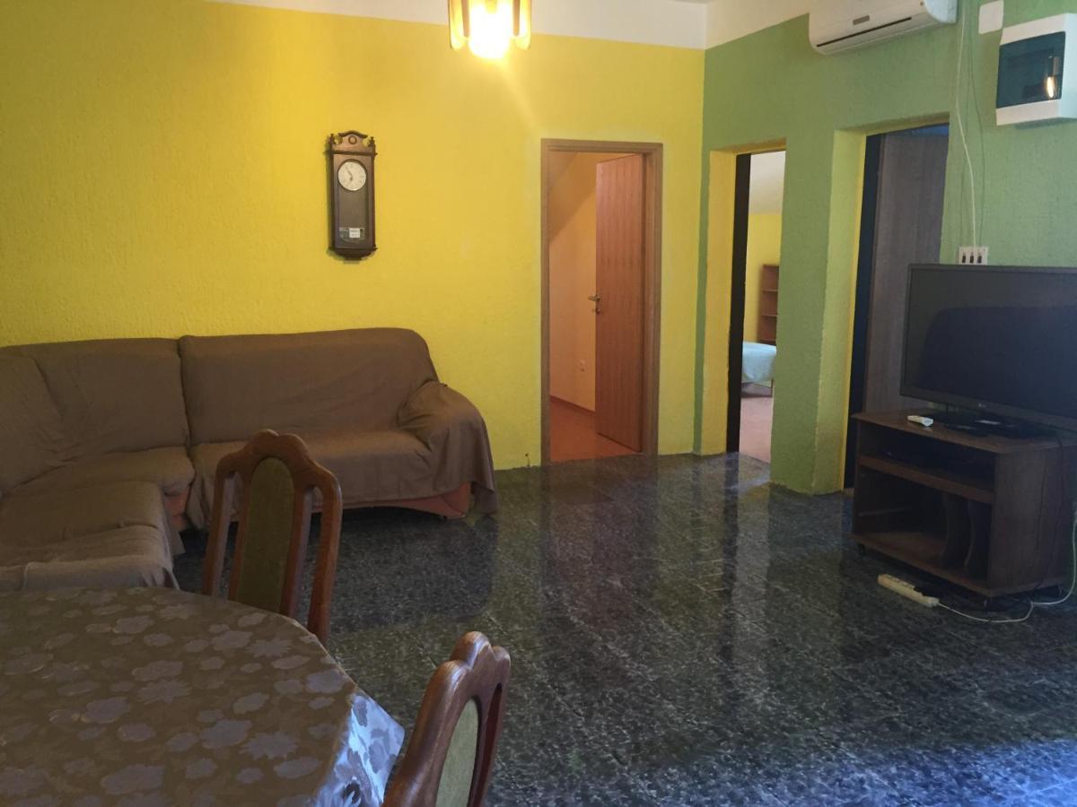Apartment Lela Mali Lošinj Exteriér fotografie